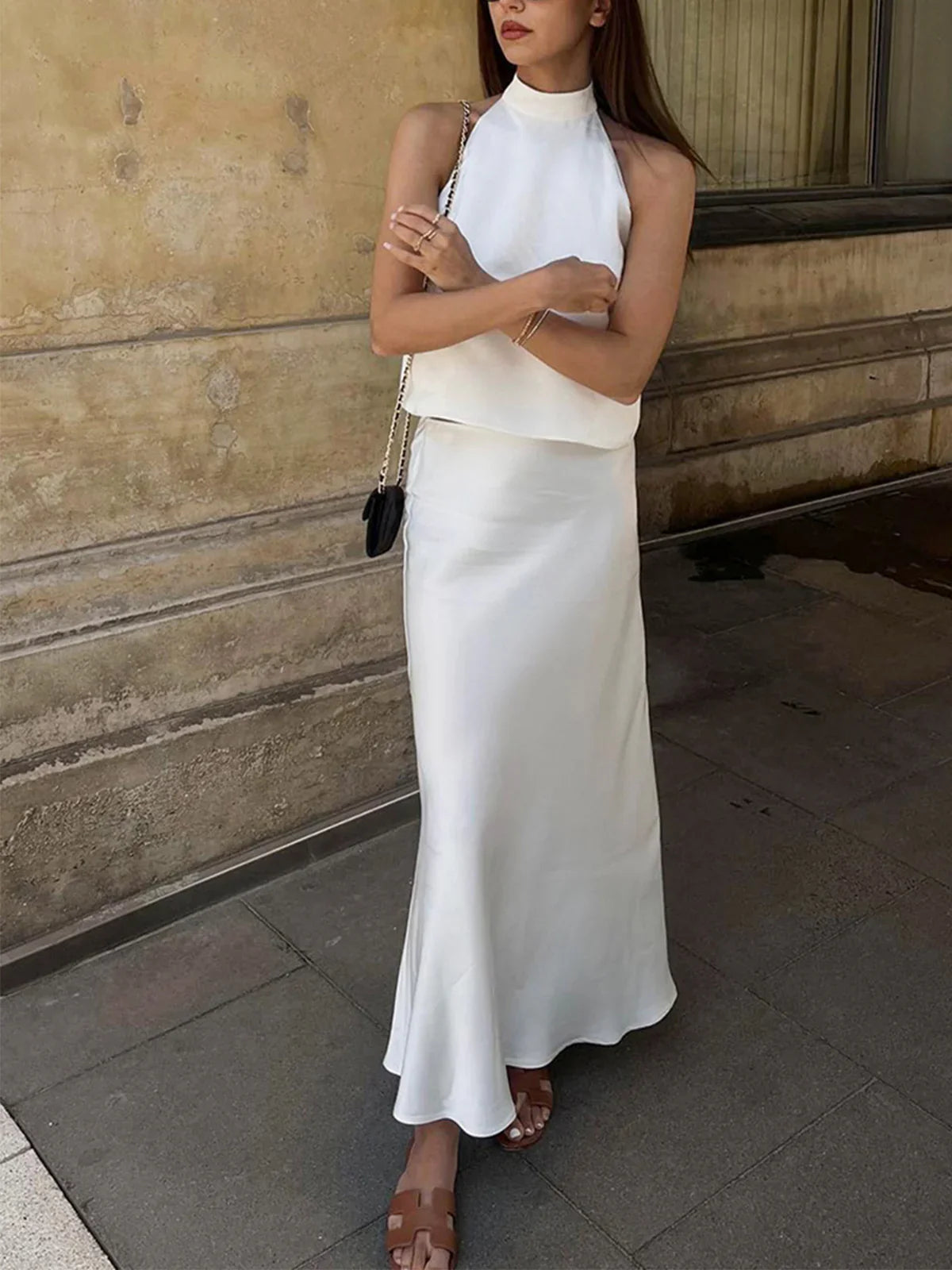 Kvinnors Maxikjol Siden med Öppen Ryggdesign 3