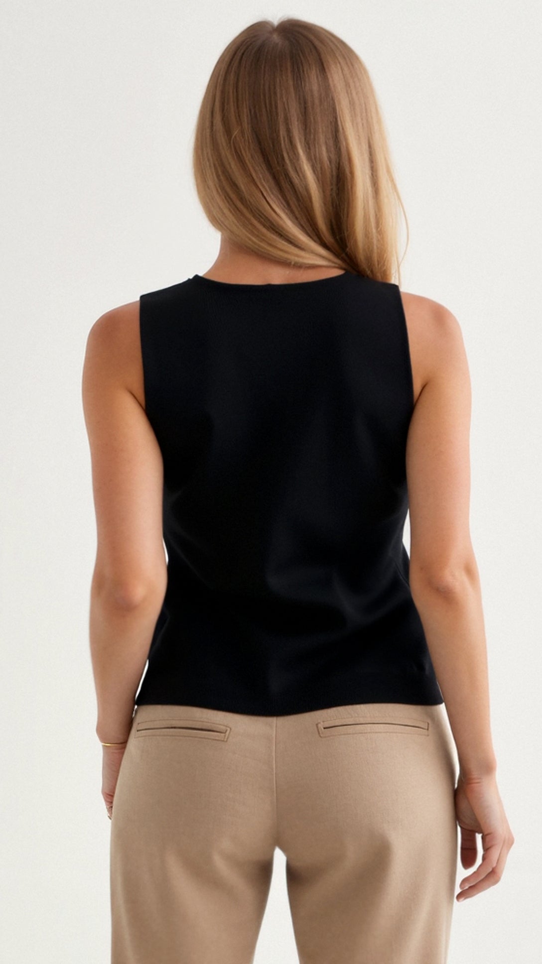 Dam Stickad Väst Ullblandning med Guldknappar 4