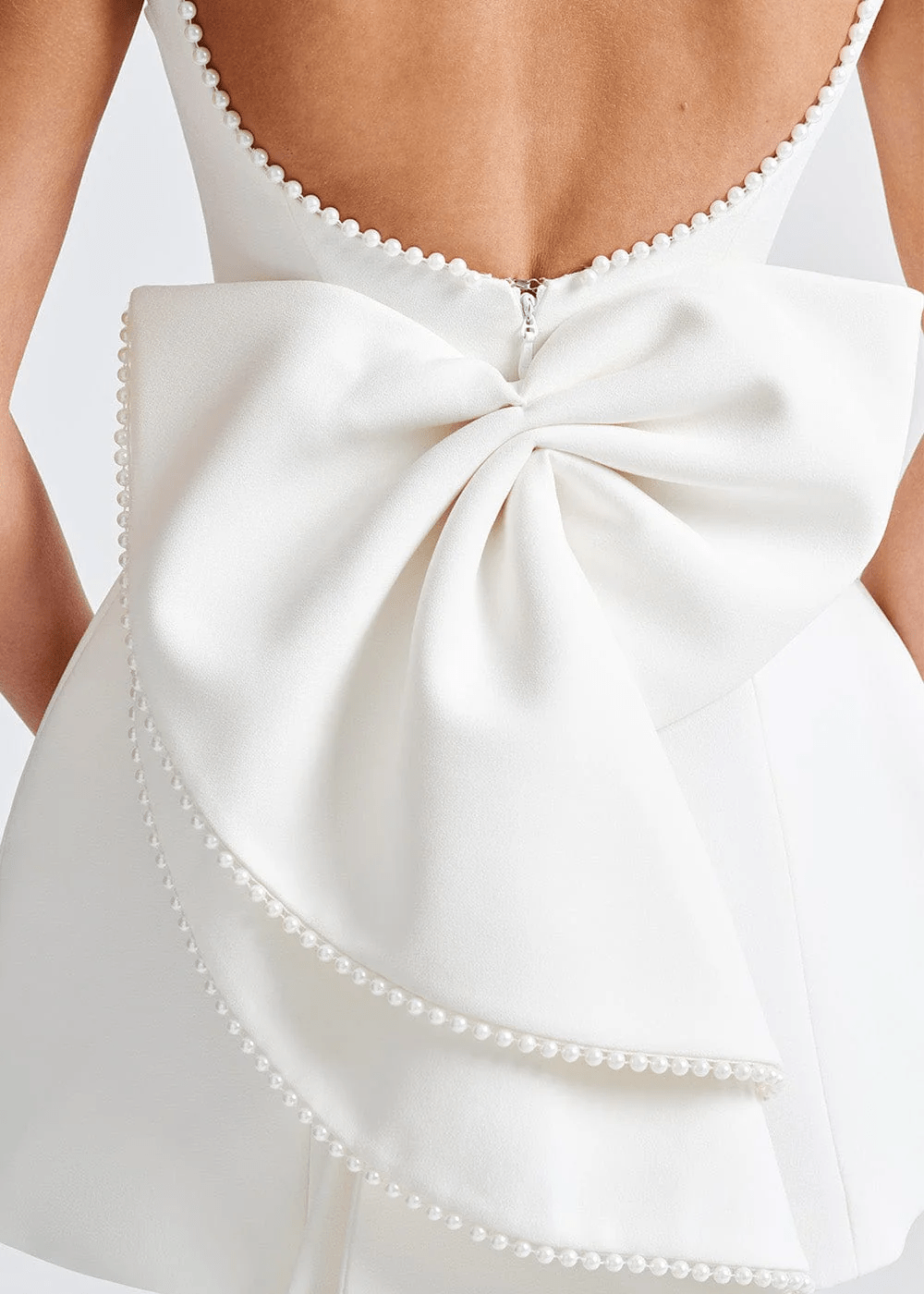 Kvinnors Mini Klänning Polyester med Pärldetaljer 4