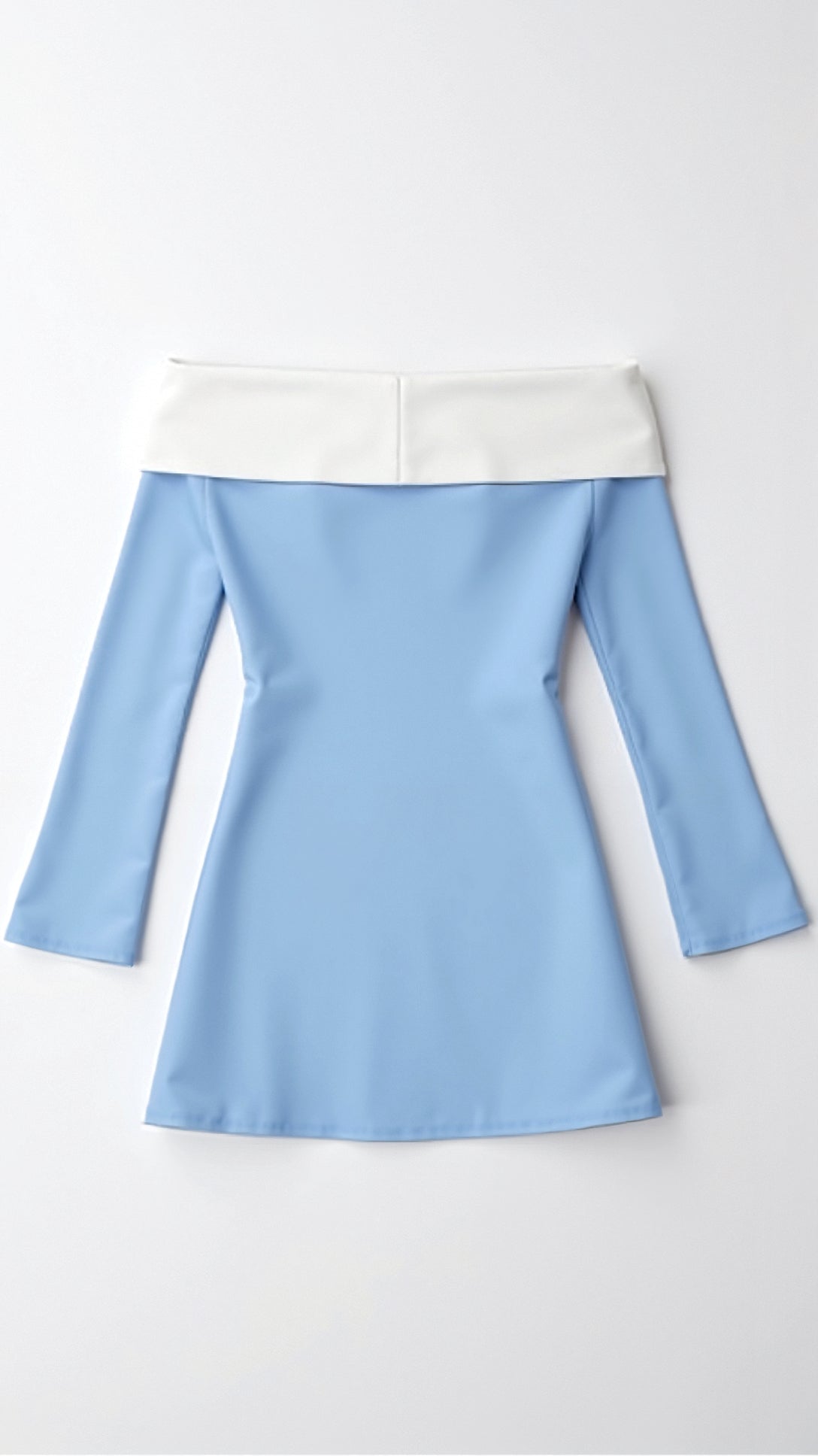 Vit Off-Shoulder Mini Klänning Dam Polyester med Trumpetärmar 8
